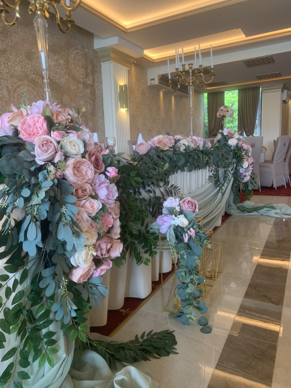 dada-cvetna-dekoracija-za-vencanje-19